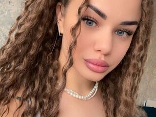 BiancaSola's Australian live cam shows Profile Image