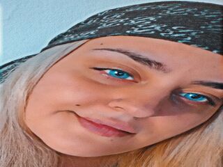 ElizaCarrera's Live webcam sex Profile Image