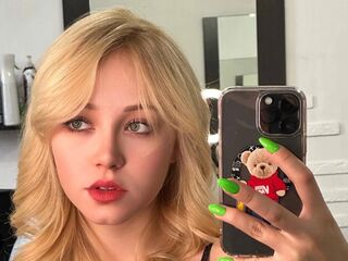EmilyCarles's Online live cam Profile Image