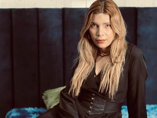 HelenaPiere's 1-on-1 live cam shows Profile Image